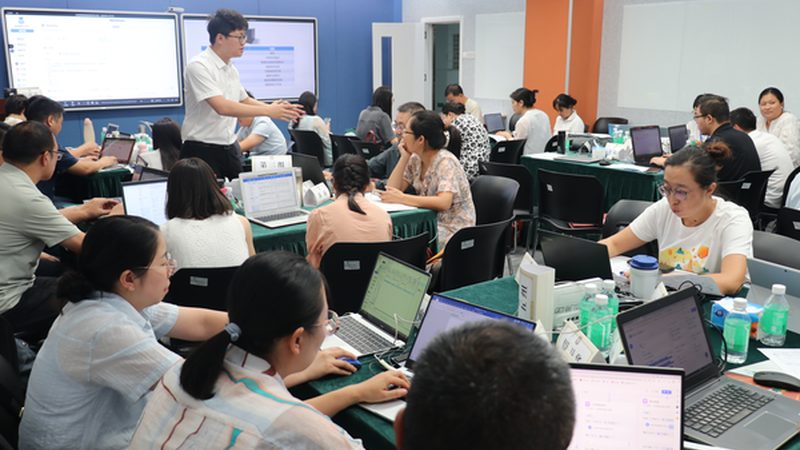 原理分析：视频会议与网课服务器的核心需求